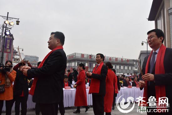 日照莒縣國(guó)美酒業(yè)封壇大點(diǎn) 凸顯莒縣酒文化發(fā)源 日照莒縣國(guó)美酒業(yè)封壇大點(diǎn) 凸顯莒縣酒文化發(fā)源