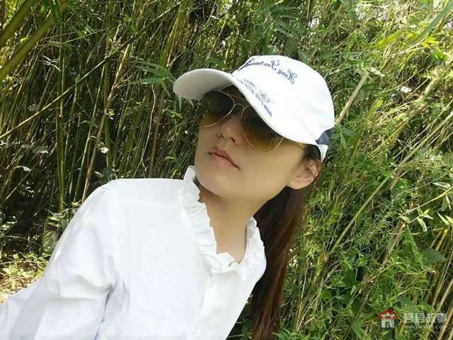 莒國文化源遠(yuǎn)流長(zhǎng)，山東莒縣美女畫家李修英工筆畫選